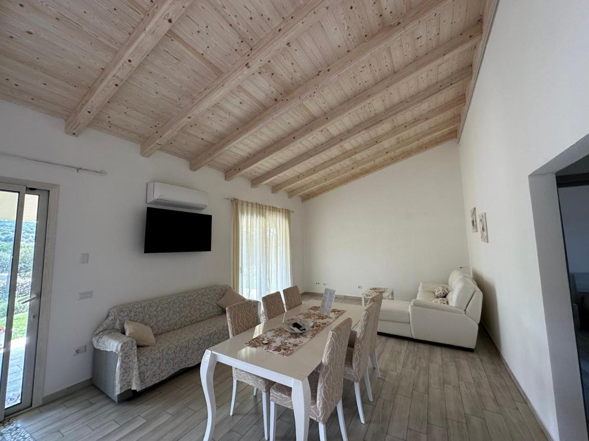 I Pini Apartment *
